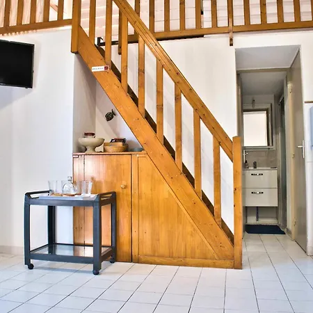 F3 House With Terrace On The Seafront Dom wakacyjny