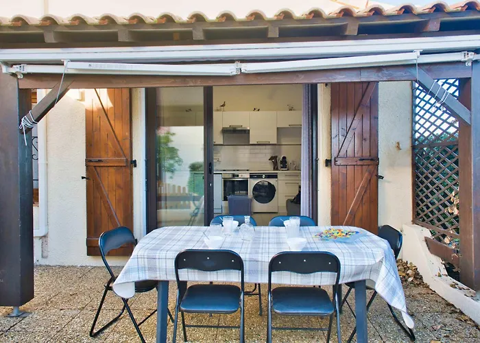 Vakantiehuis F3 House With Terrace On The Seafront